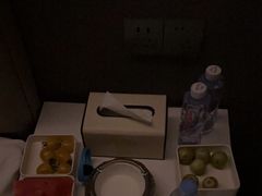 -涨巢·潮玩水疗局