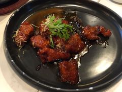 红酒泡沫牛仔粒-荟廷·晶萃(陆家嘴尚悦湾店)