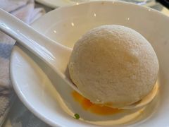 脆皮流沙包-皇朝会.经典传统粤菜(外滩店)