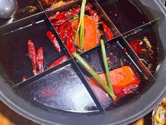 -正南齊北重庆老火锅(光华村直营店)
