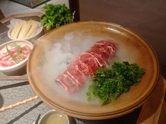 -三出山火锅(南京万象天地店)