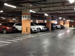 -大宁国际商业广场-地下停车库