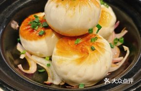Cheese-String Pan-Fried Bun