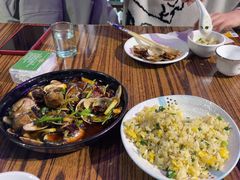 -蚝堡海鲜·威海菜·海肠捞饭·烧烤·亚洲吃蚝公司(幸福门店)