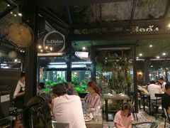 -The Dishes Seafood & Restaurant