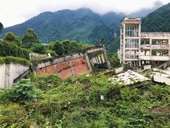 -四川汶川特大地震漩口中学遗址