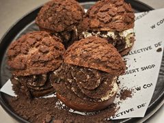 -W COLLECTIVE  DESSERT SHOP