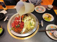 -沸炉重庆老火锅(军事博物馆店)