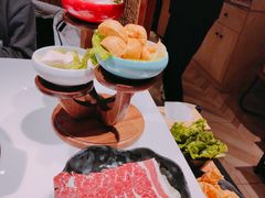 -东椰·海南椰子鸡火锅(朝阳门店)