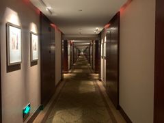 -上海佘山世茂艾美酒店