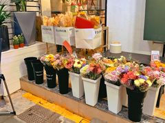 -溪岸路花鸟市场