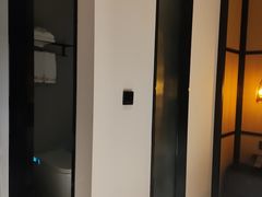 -万泊酒店(长沙五一广场国金中心店)