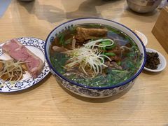 -镇南锅盖面馆(解放路店)