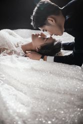 -雪中彩影婚纱摄影·微光艺术中心