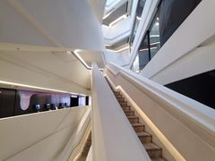 -香港理工大学