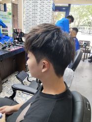 点击看大图 -大人物·男士理发馆