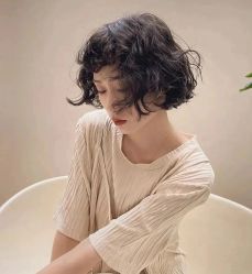 -Kraemer Paris  苏豪路易士·嘉玛发廊