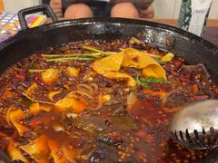 -鸿顺老铁锅美蛙鱼府(解放碑店)