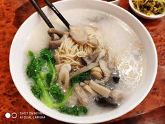 浓汤菌菇面-功德林(南京西路店)