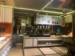 -大中华希尔顿酒店-念自助餐·嗨啤·小龙虾