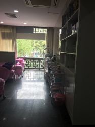 -痘院士祛痘美容皮肤管理