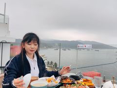 -蜜悦·波西塔诺悬崖海景餐厅
