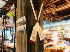 -领鲜活海鲜榴莲自助火锅(东门店)