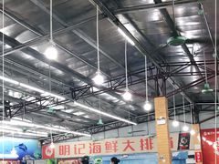 大堂-明记海鲜大排档(巽寮湾店)