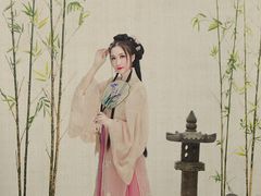 -九月鹰飞汉服摄影工作室