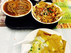 红蜡烛海鲜粥城(中山路店)-红蜡烛•瓦罐粥家常菜•夜宵(中山路店)