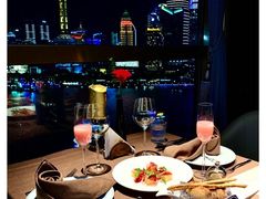 -Da Ivo哒伊沃意大利魔镜餐厅(外滩店)