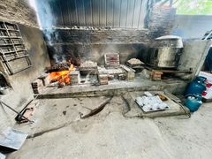 -红旗山庄(圭峰山店)