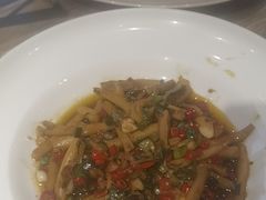 -香山湖家家宴(中山陵店)