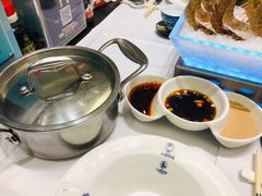 -红鼎豆捞·非遗鲍皇汤火锅(宝丰路店)