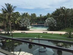 -三亚湾海居铂尔曼度假酒店