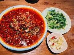 -先启半步颠小酒馆(白麓里店)