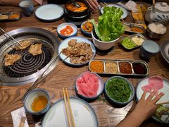 -明洞阿姨·韩式酱蟹烤肉·创意料理(三元桥店)