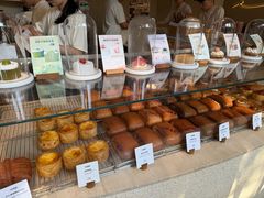 -VERIE BAKEHOUSE