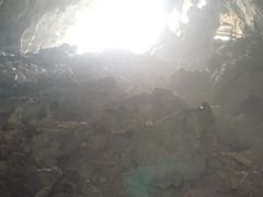 -百色大石围天坑群