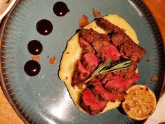 -JINNS锦时 steak&pizza(浸信会礼拜堂旧址店)