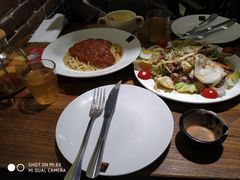 -意国小镇披萨牛排餐厅(新玛特店)