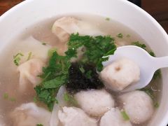 -手劲鱼丸馄饨铺(哈一百店)