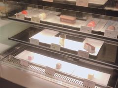 -麦当劳(世界城广场店)
