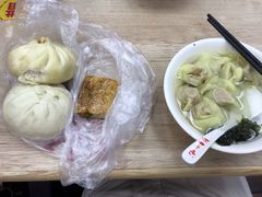 虾肉馄饨-新丰小吃(中山中路分店)