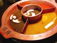 -滇釜火锅·能喝汤的火锅(车公庄店)