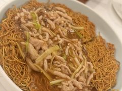 韭黄肉丝两面黄-白天鹅宾馆-宏图府餐厅
