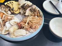 -野菌皇海景野生菌火锅(滨海大道店)
