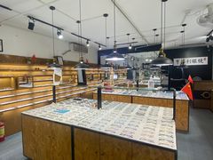 -罗伯特眼镜·蔡司官方授权(罗湖国贸店)