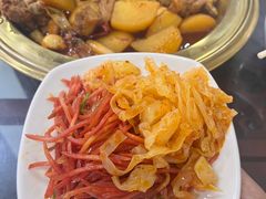 -牛一嘴·兰州牛肉面·大盘鸡(财富中心店)