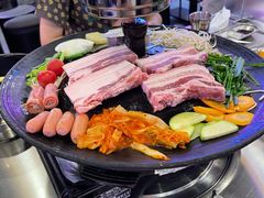 -豚豚家돈돈가韩国锅盖烤肉(新北万达店)